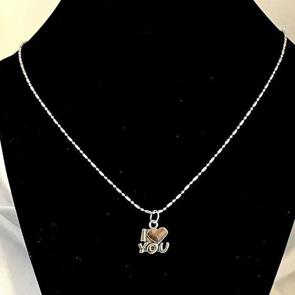 AVL Sterling 925 Silver “I ❤️ You” Necklace - Picture 5 of 9